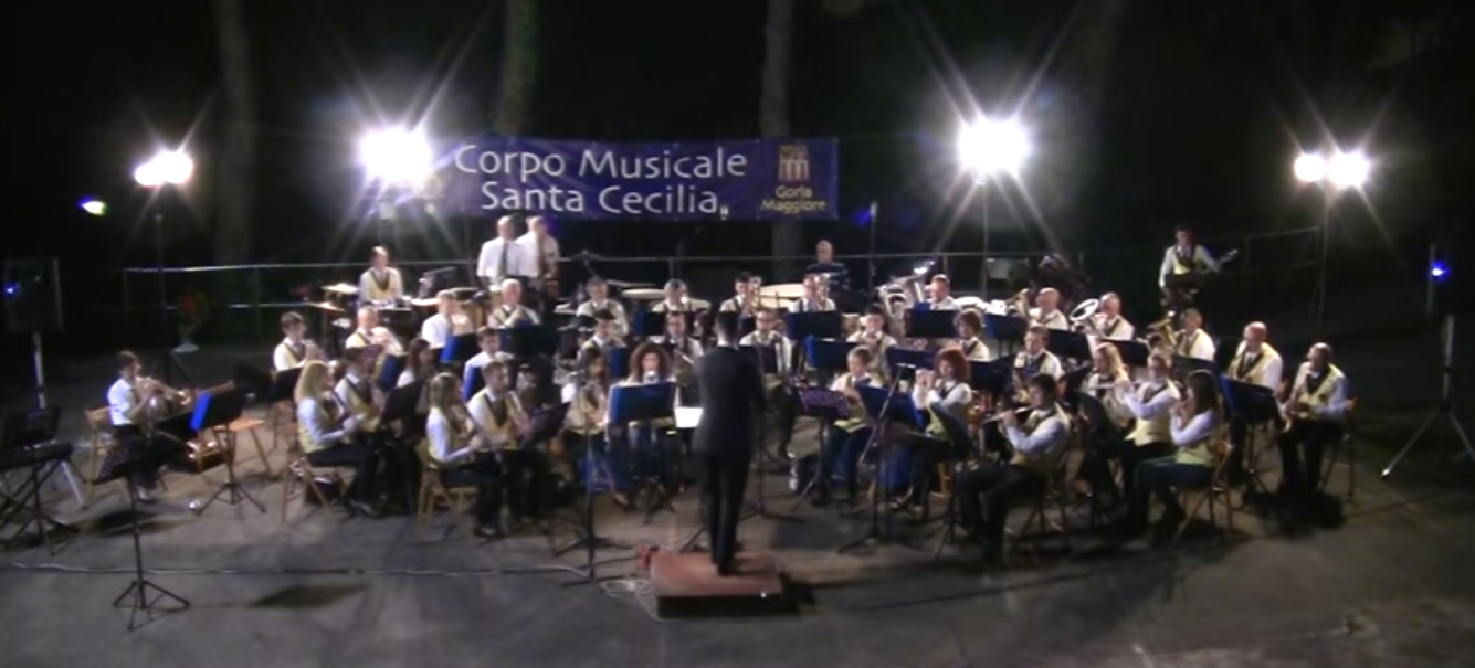 Orchester aus Italien spielt "Santana"