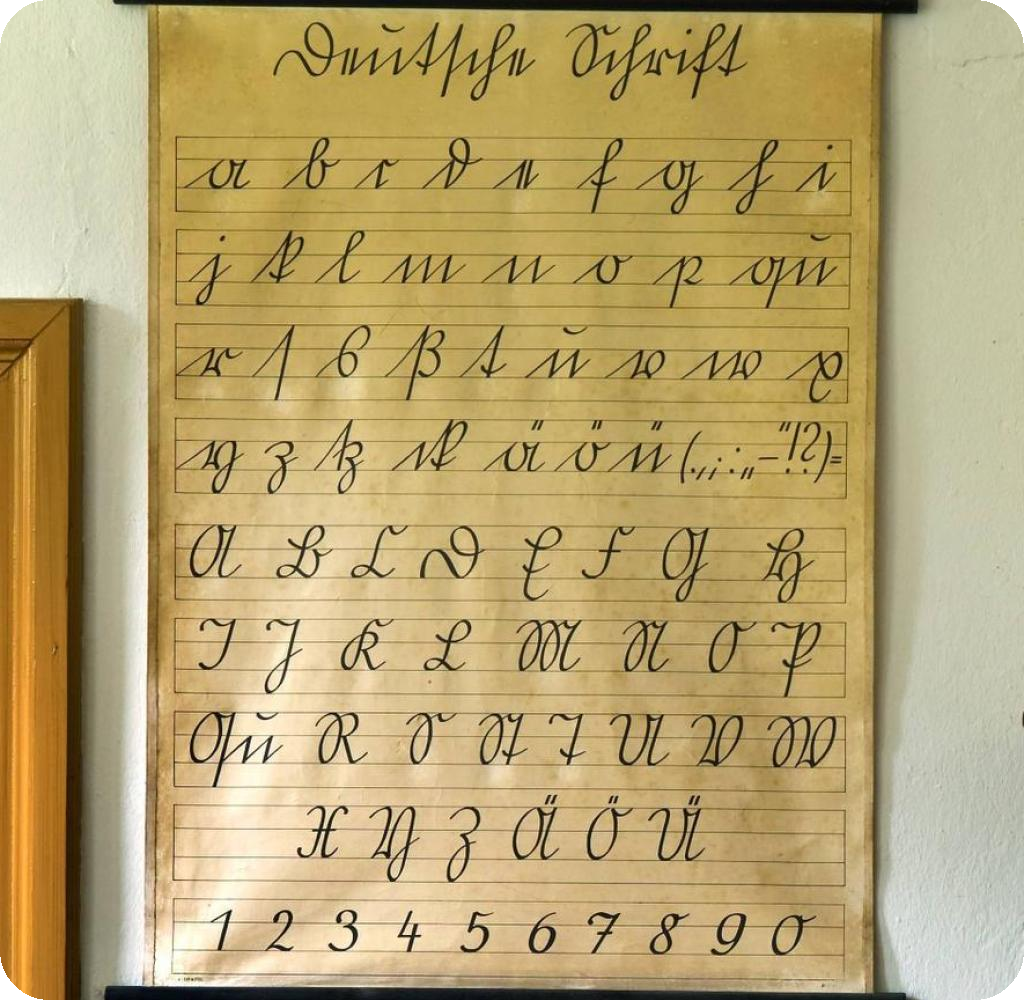 Schrifttafel im Museum